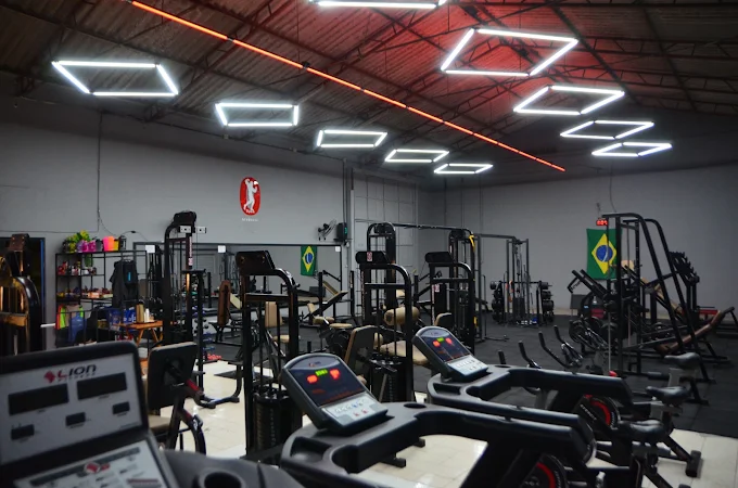 Área de treino da Open Academia